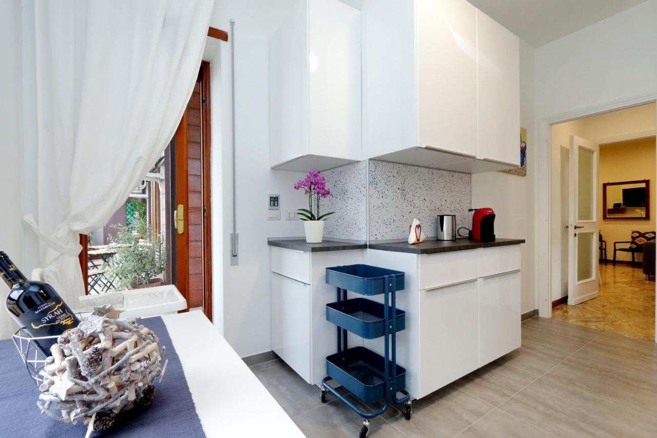 Ych-trastevere Cozy Flat For 8 People Lägenhet